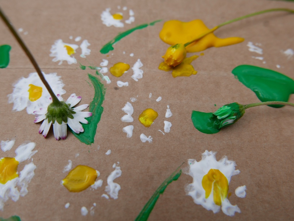 Best Arts and Crafts for 8 Year Olds – Whooops-a-Daisy